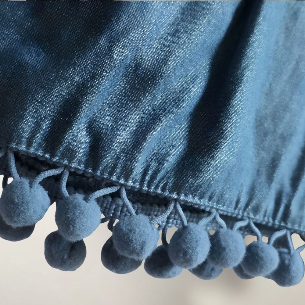 Hester & Orchard Womens L Chambray Blouse Bell Sleeve Pom Pom Boho NWT - Picture 4 of 8